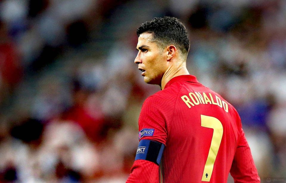 也承载着球 也承载着球