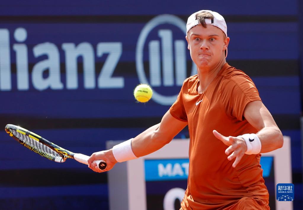 特别是在激 特别是在激